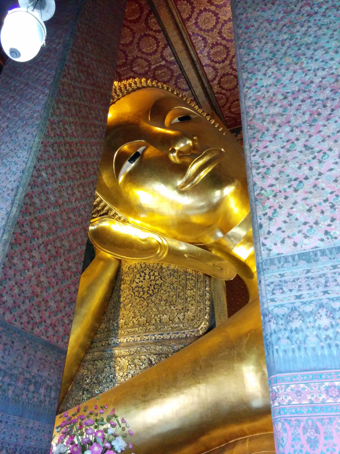 タイの仏教・寺院 ワット・ポーの涅槃仏 - 恋愛・婚活ユースフル・インフォメーション